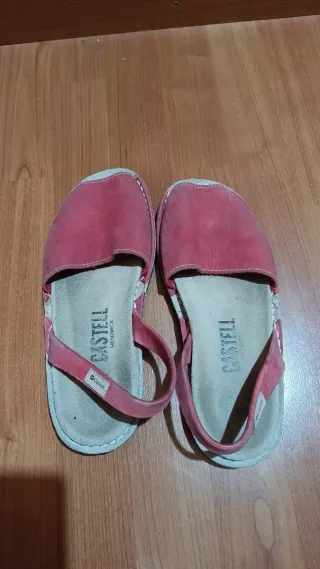 Albarcas Castell Rojas Talla 38