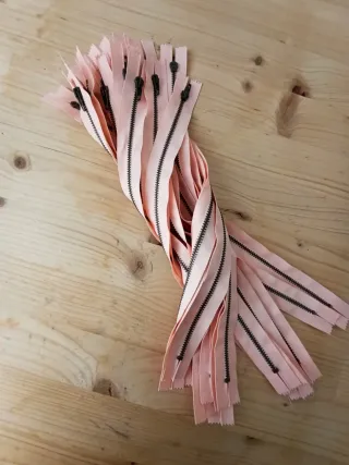 Lote de cremalleras salmón