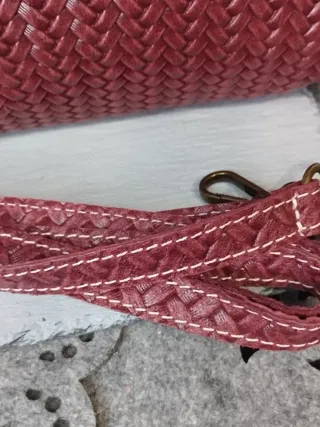 Bolso de  Piel efecto Trenzado color Burdeos