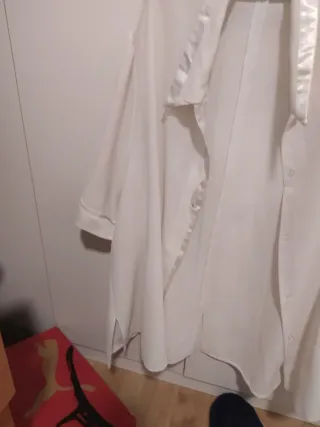 Blusa blanca elegante