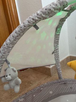 Gimnasio actividades bebé Chicco