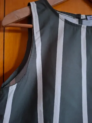 Blusa sin mangas estampado geométrico