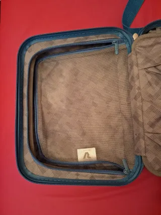 Neceser de viaje Roncato sin estrenar