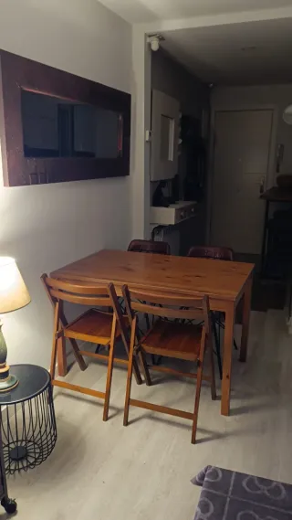 Mesa de comedor Ikea de pino
