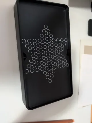 Antico set da tavolo per scacchi, dama e backgammon