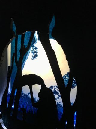 Lámpara de mesa Totoro papel