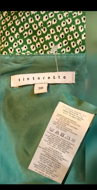 Precioso vestido verde corto fluído de Zara