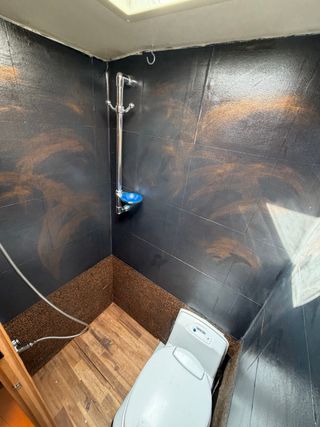 Autocaravana Ford Transit Hobby 550AK 4 plazas – l