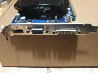 Tarjeta Gráfica Gigabyte N630 1GB