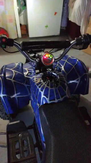 Quad Eléctrico Infantil Azul