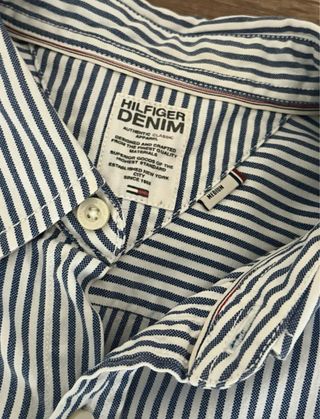 Lote de 4 Camisas  2 Tommy Hilfiger Denim (M e S)