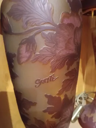 Lampada Gallé in vetro e metallo