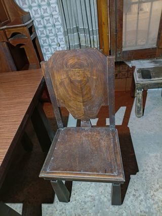 Mesa de comedor de madera Antigua