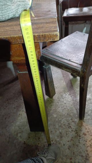 Mesa de comedor de madera Antigua