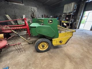 Empacadora John Deere 332A