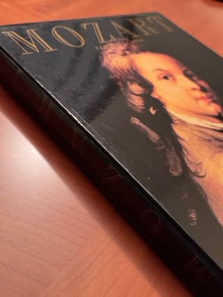 Libro y 8 CDs de Mozart