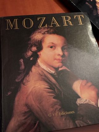 Libro y 8 CDs de Mozart