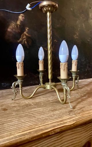 Lámpara de latón antigua