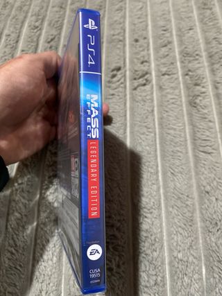 PS4 Mass Effect Legendary Edition
