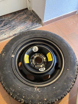 Rueda de repuesto Michelin 4 tornillos