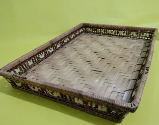 Bandeja de mimbre rectangular