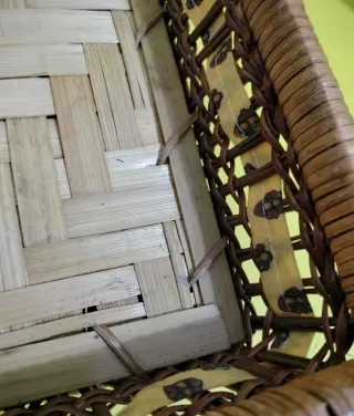 Bandeja de mimbre rectangular