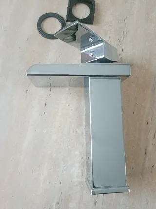 Grifo de lavabo nuevo completo cromado baño