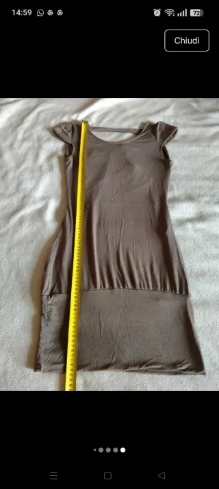 Miniabito marrone con dettagli