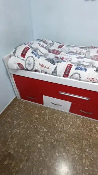 Cama nido doble roja y blanca