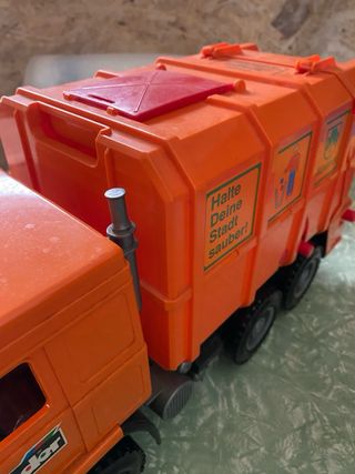 Camioncino Bruder nettezza urbana