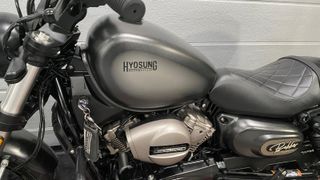 Hyosung Aquila GV 125 S Negra/Gris