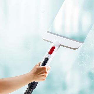 Aspirador tapicerías Ufesa Eden 600 agua 600W