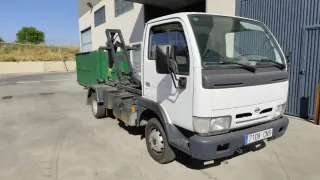 Nissan Multilift