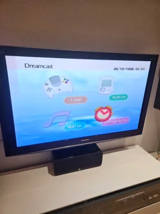 SEGA Dreamcast Chipeada + 2 Mandos