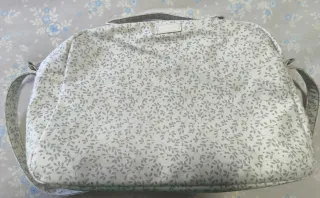 Bolso Pasito a Pasito floral con funda carro