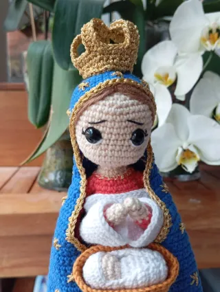 Virgen Altagracia crochet hecha a mano
