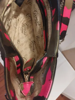 Bolso Guess Camuflaje