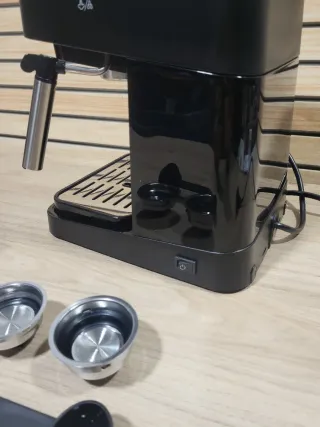 Cafetera De'Longhi Stilosa EC260.BK