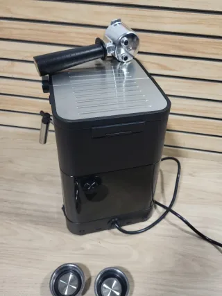 Cafetera De'Longhi Stilosa EC260.BK