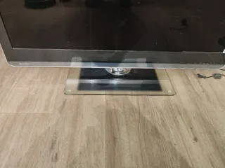 Televisor Sharp 50 con Soporte y Chromecast