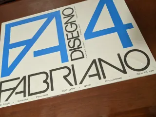 Album da disegno Fabriano 4, 220 g/m²