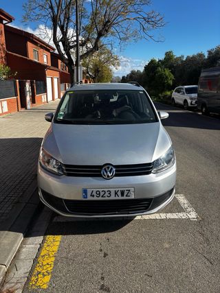 Volkswagen Touran 2011