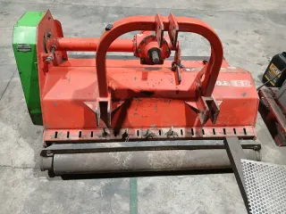 Mila RGE 160: Moladora de rama y piedra