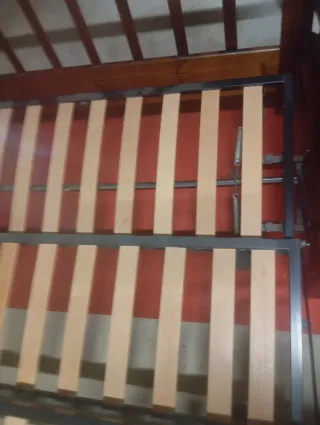 Divano letto in legno marrone