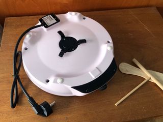 Crepera eléctrica BESTRON con accesorios