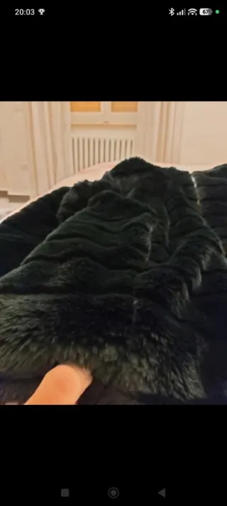 Pelliccia sintetica nera