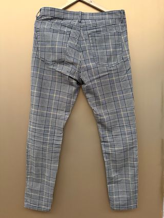 Pantalón cuadros estampado gris Talla M