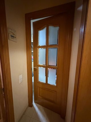 Puerta Roble Natural con Cristales