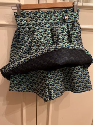 Minifalda pantalón estampada