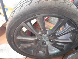 Llantas Skoda 17 con Neumático